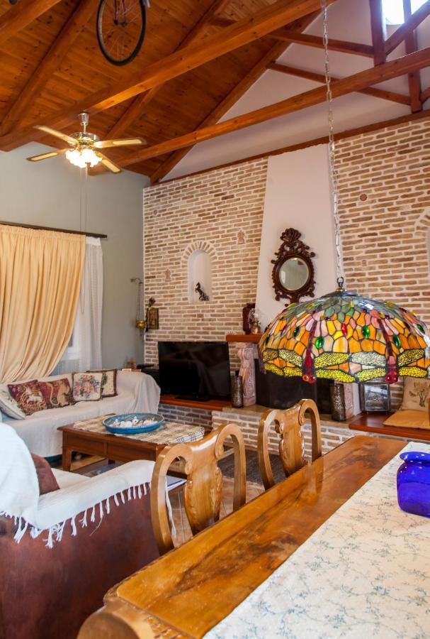 Elite Escape Villa Tsoukaladhes Ngoại thất bức ảnh