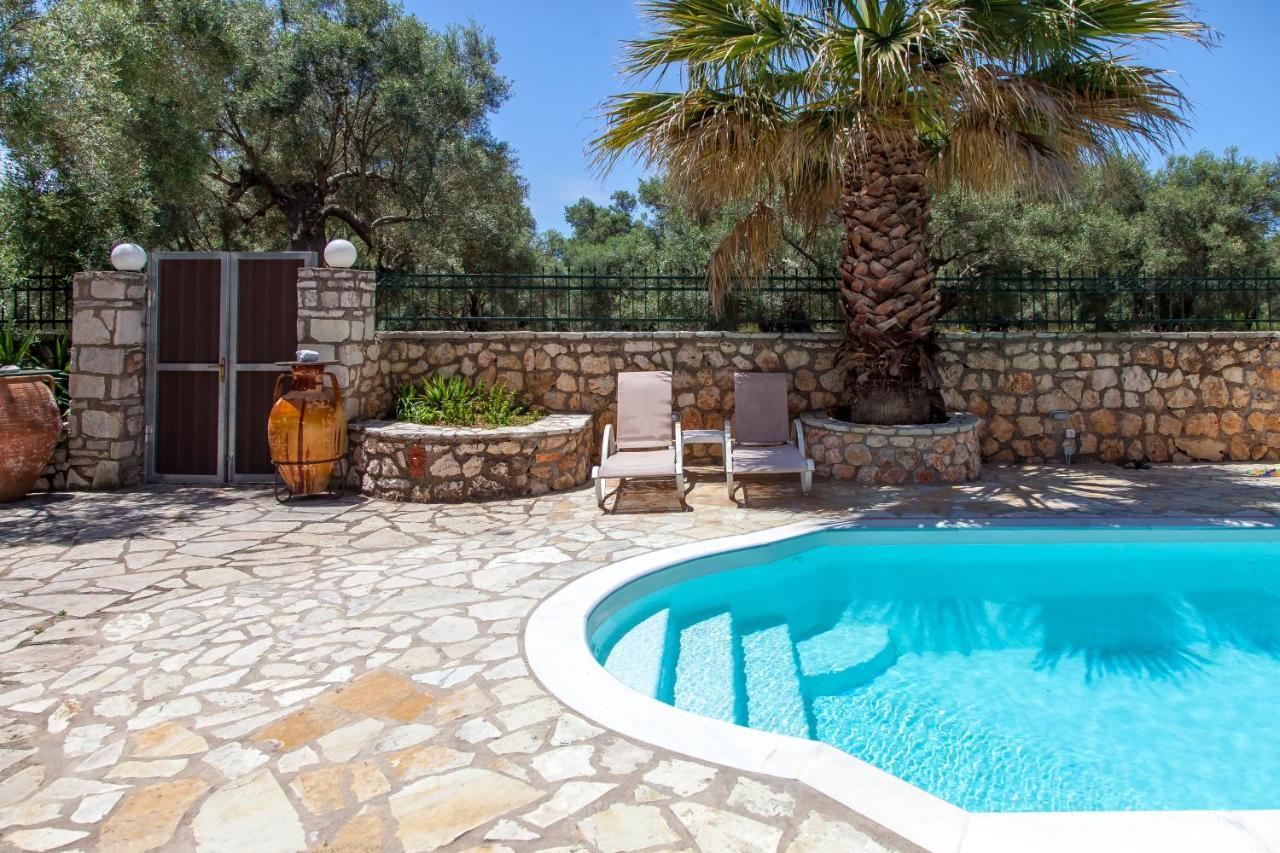 Elite Escape Villa Tsoukaladhes Ngoại thất bức ảnh